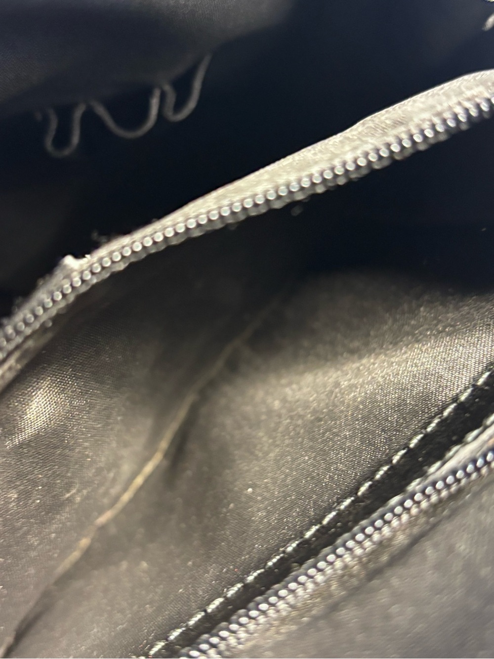 Gucci Logo Black Sling - Picture 16 of 16
